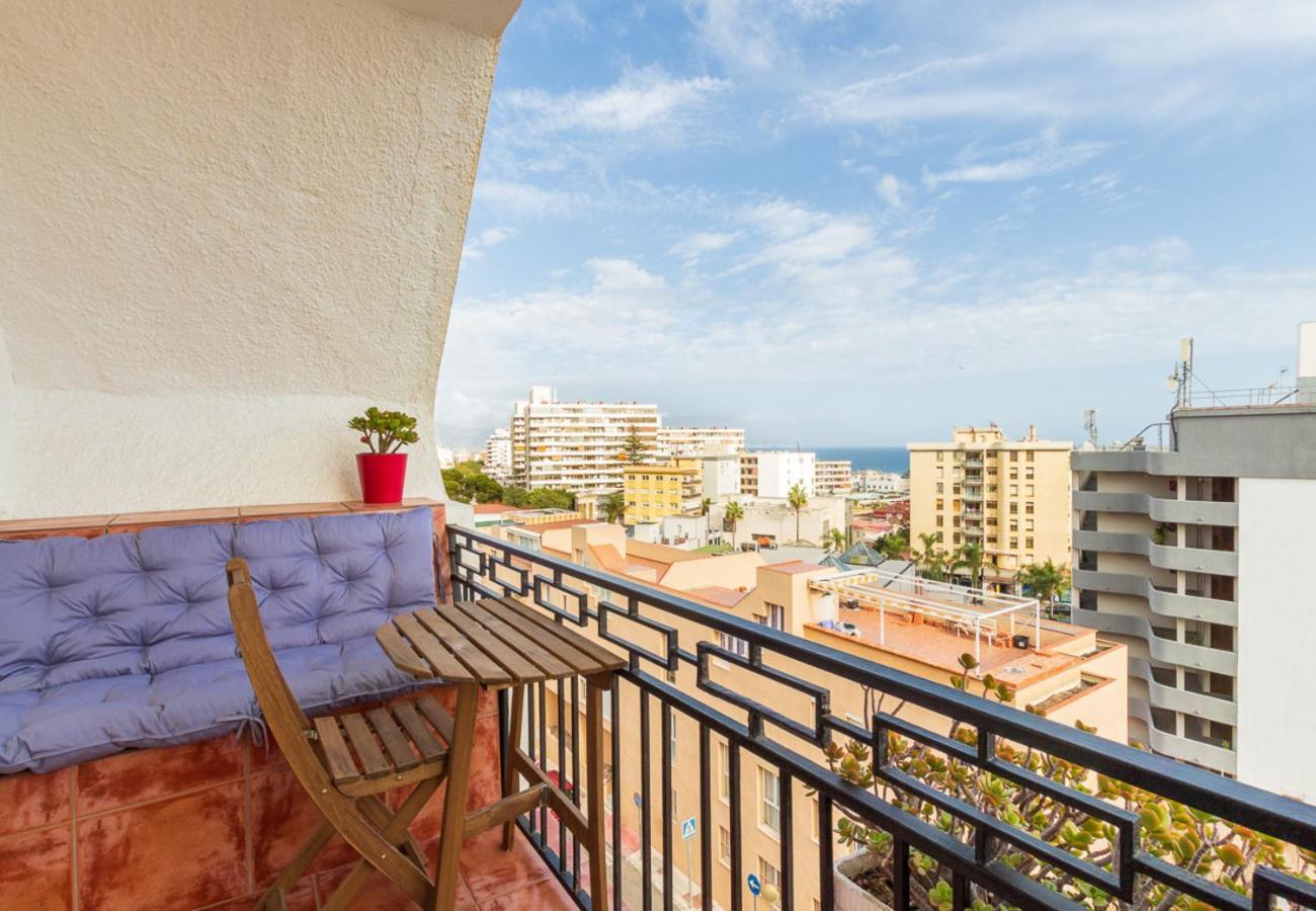 Reformado Apartamento En El Centro Con Vista Al Mar Торемолинос Екстериор снимка