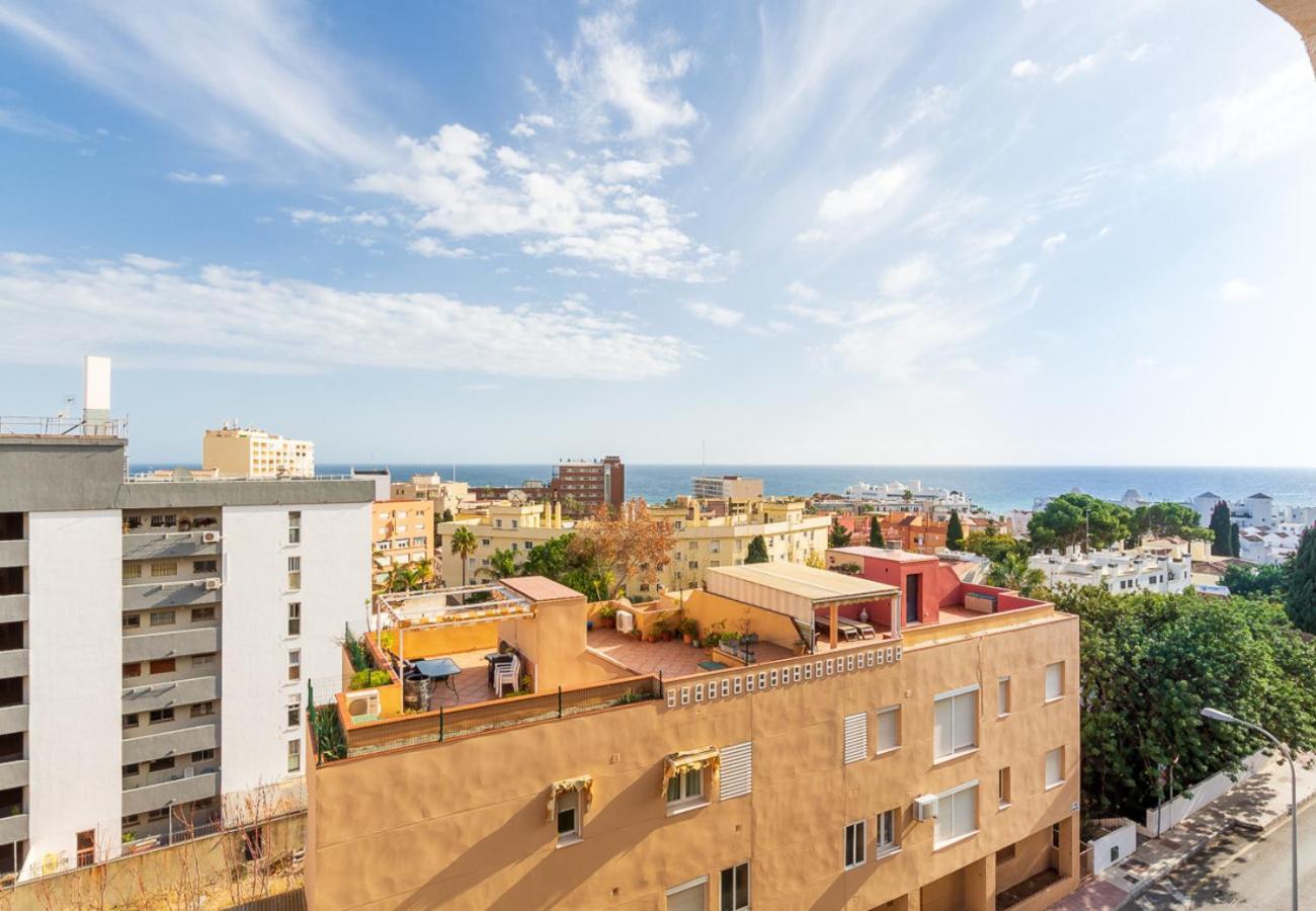 Reformado Apartamento En El Centro Con Vista Al Mar Торемолинос Екстериор снимка