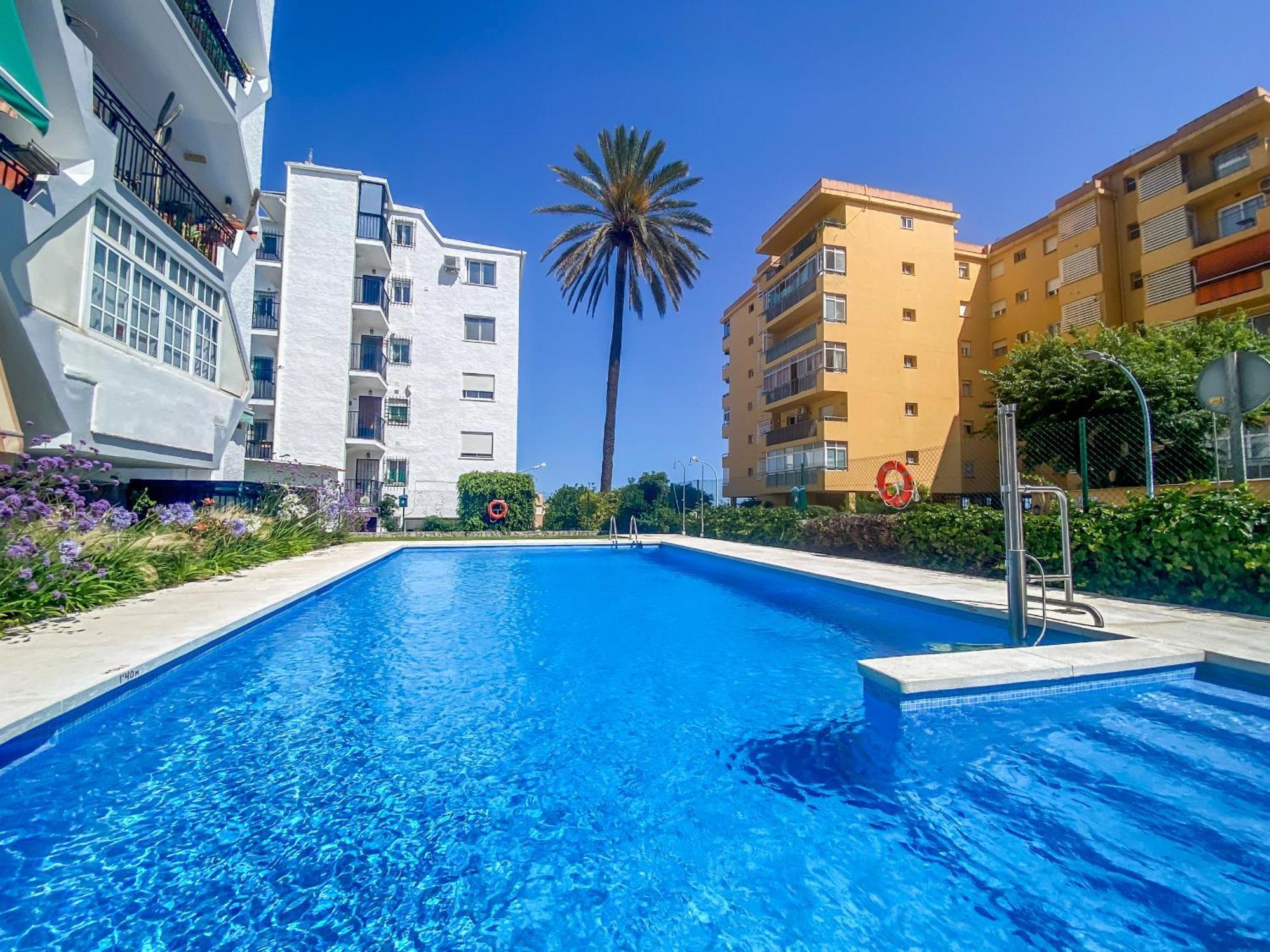 Reformado Apartamento En El Centro Con Vista Al Mar Торемолинос Екстериор снимка