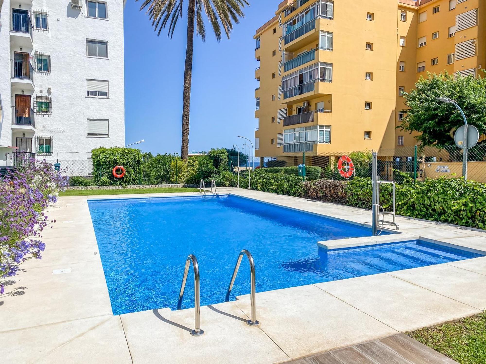 Reformado Apartamento En El Centro Con Vista Al Mar Торемолинос Екстериор снимка